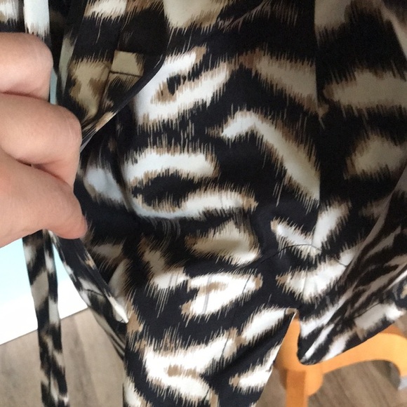 Sandro Studio Leopard Animal Print Jacket Button Up with Belt Mid Length Sz M - Picture 8 of 11